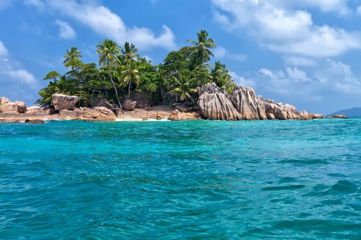 Les démarches pour partir vivre sur une île déserte