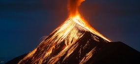 Volcan,De,Fuego,Volcano,From,Acatenango,Volcano